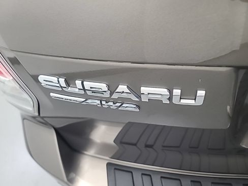 Used 2018 Subaru Forester 2.5i Touring w/ Popular Package #3B AWD/4WD image 10