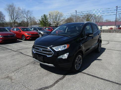 Used 2020 Ford EcoSport Titanium image 3
