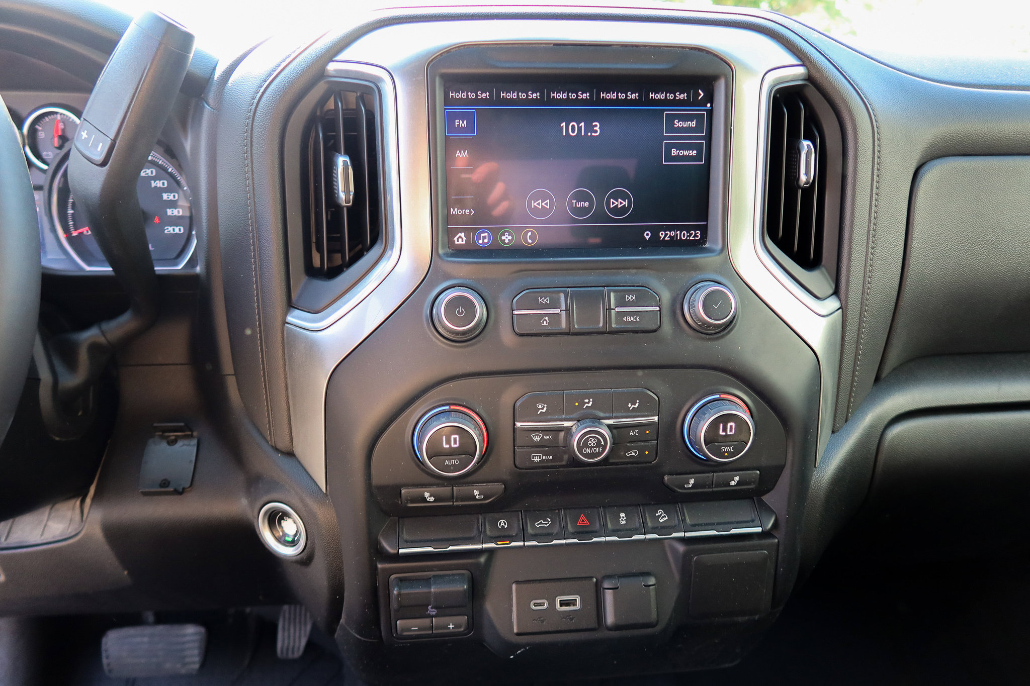 Used 2020 Chevrolet Silverado 1500 LT w/ True North Edition AWD/4WD image 19