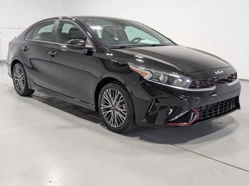 Certified 2023 Kia Forte GT-Line FWD image 6
