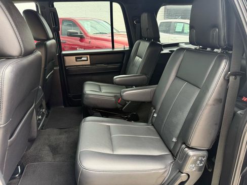 Used 2016 Ford Expedition EL Limited w/ Equipment Group 301A AWD/4WD image 21