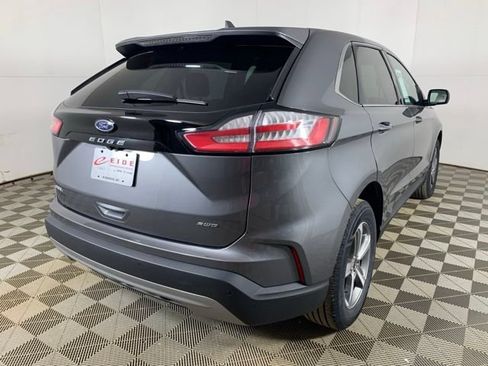 Used 2024 Ford Edge SEL w/ Convenience Package AWD/4WD image 16