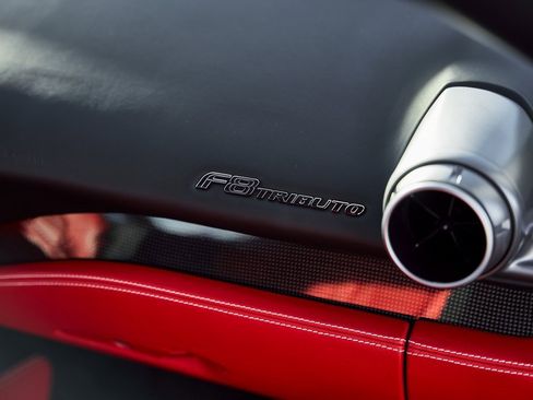 Used 2021 Ferrari F8 Tributo image 36