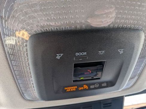Certified 2024 Toyota Prius Prime FWD image 21