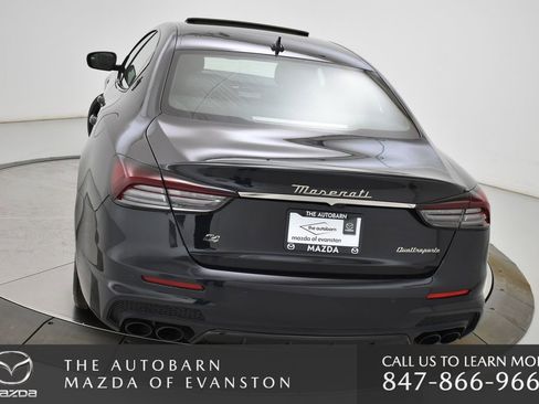 Used 2022 Maserati Quattroporte Modena Q4 image 16