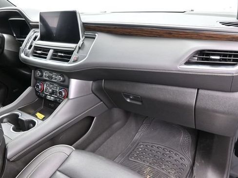 Used 2024 Chevrolet Tahoe Premier AWD/4WD image 35