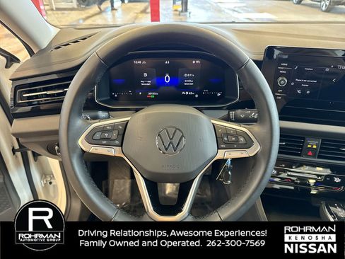 Used 2025 Volkswagen Jetta S image 11