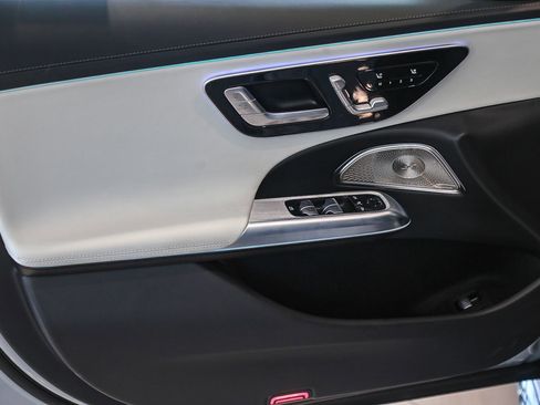 New 2026 Mercedes-Benz E 53 AMG e 4MATIC Wagon image 17