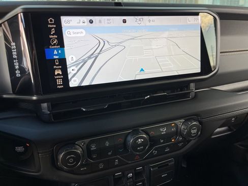 New 2026 Jeep Wrangler Sahara image 34