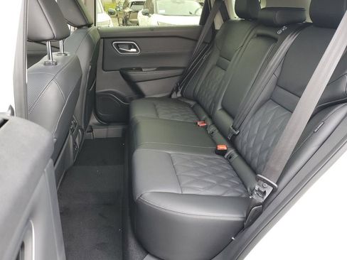 New 2026 Nissan Rogue Platinum w/ Platinum Premium Package AWD/4WD image 11