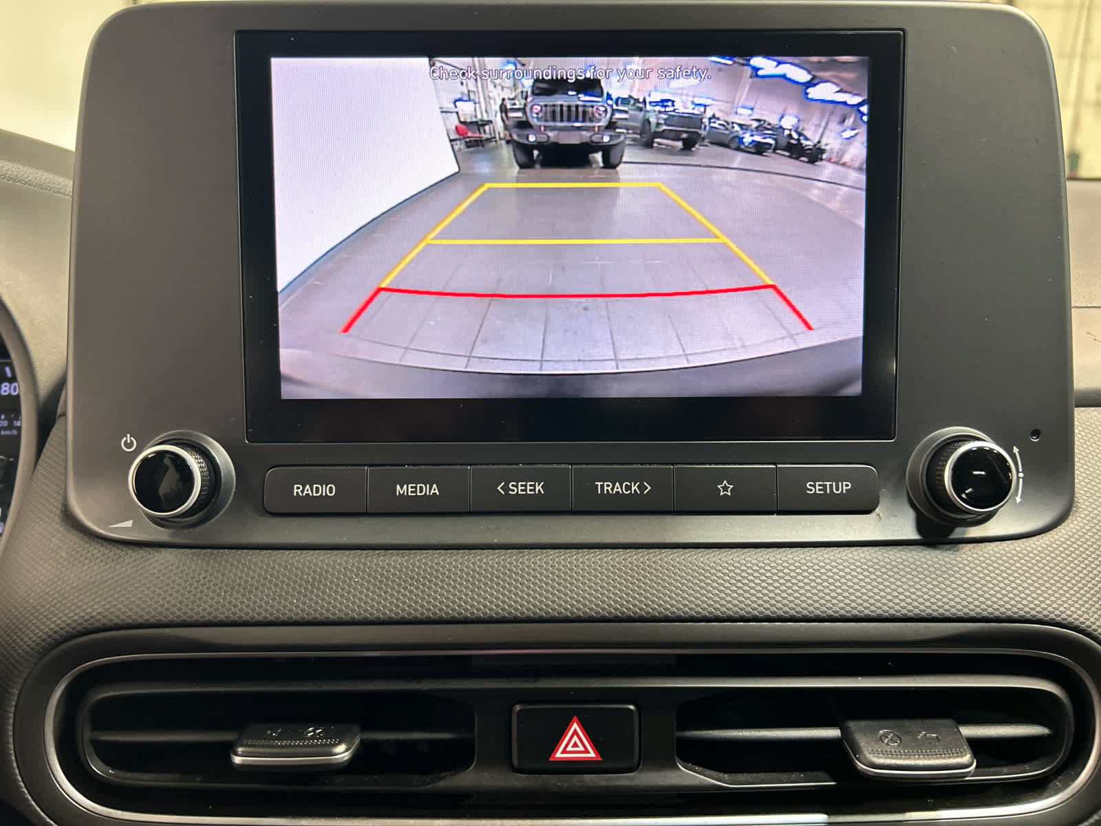 Used 2023 Hyundai Kona SEL AWD/4WD image 5