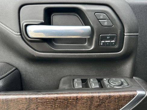 Used 2021 GMC Sierra 2500 Denali w/ Denali Ultimate Package image 11