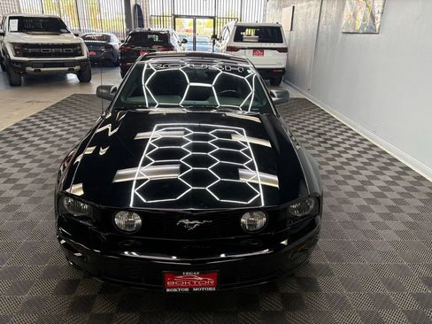 Used 2007 Ford Mustang GT RWD image 4