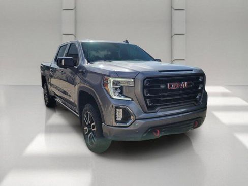 Used 2022 GMC Sierra 1500 AT4 w/ AT4 Premium Package AWD/4WD image 3
