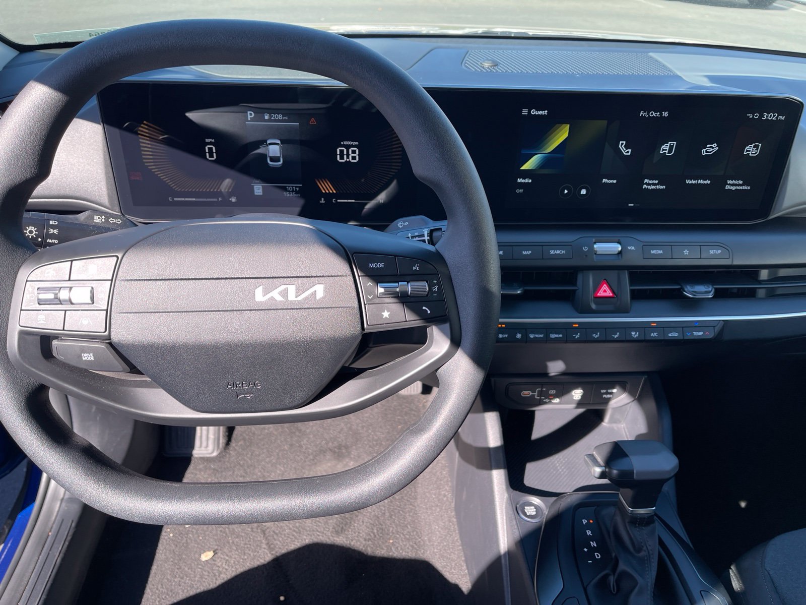 Used 2025 Kia K4 FWD image 7