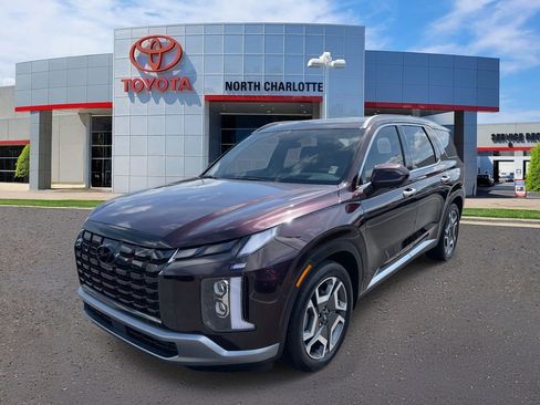 Used 2023 Hyundai Palisade Limited w/ Cargo Package image 5