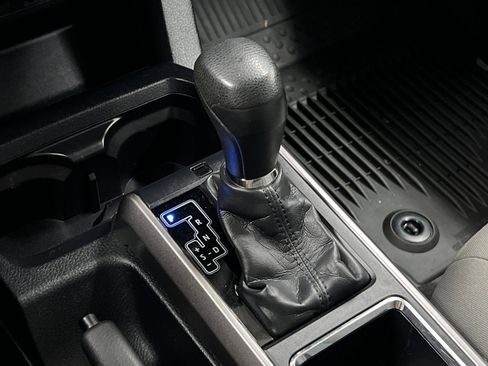 Used 2019 Toyota Tacoma SR5 image 19