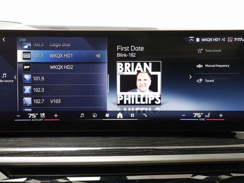 Certified 2025 BMW X7 M60i image 10