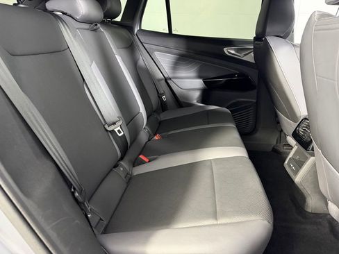 Used 2023 Volkswagen ID.4 S RWD image 31