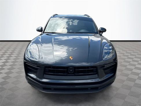 Used 2025 Porsche Macan Turbo image 2