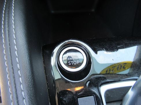 Used 2020 Nissan Kicks SR w/ SR Premium Package FWD image 27