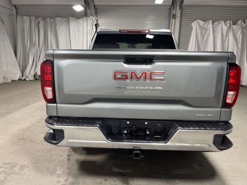 Used 2025 GMC Sierra 1500 SLE image 6