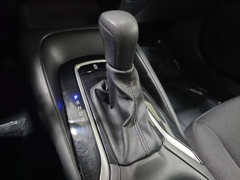Certified 2025 Toyota Corolla LE FWD image 20