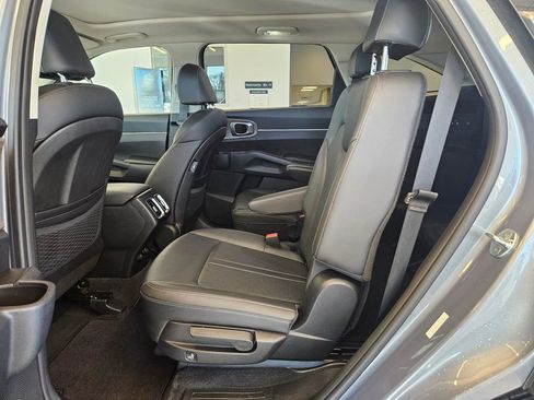 Used 2022 Kia Sorento X-Line EX image 27