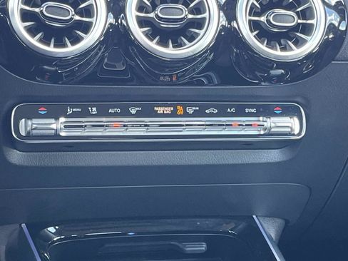 Certified 2025 Mercedes-Benz GLA 35 AMG 4MATIC image 17