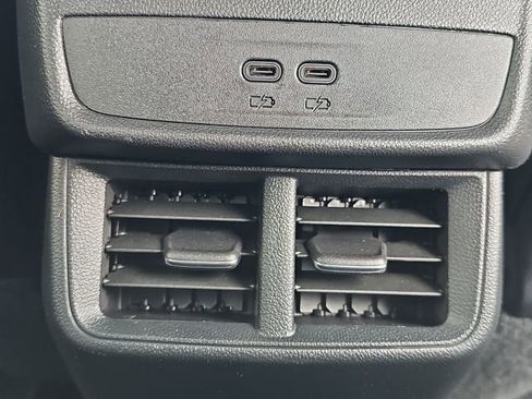 New 2026 Chevrolet Equinox LT w/ Convenience Package II image 21