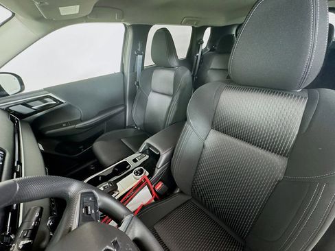 New 2026 Mitsubishi Outlander ES FWD image 21