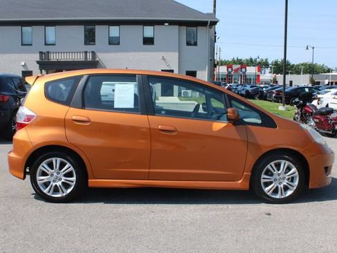 Used 2011 Honda Fit Sport image 6