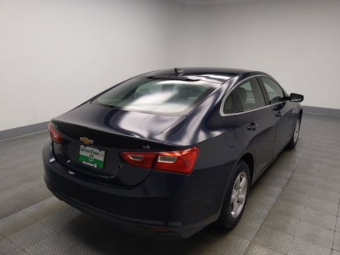 Used 2017 Chevrolet Malibu LS FWD image 9