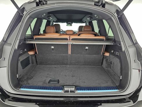 New 2026 Mercedes-Benz GLS 580 4MATIC image 16
