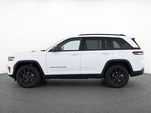 Used 2025 Jeep Grand Cherokee L Altitude AWD/4WD image 6