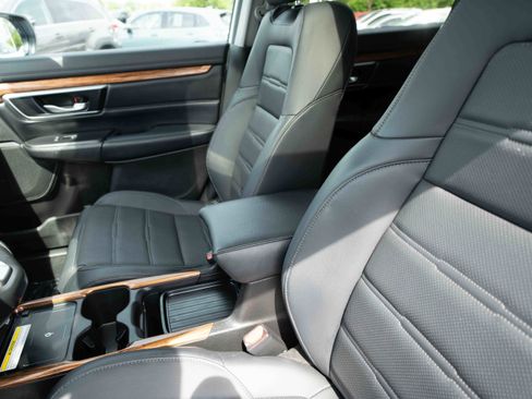 Used 2022 Honda CR-V Touring image 10