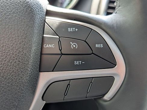 Used 2018 Jeep Grand Cherokee Limited AWD/4WD image 49