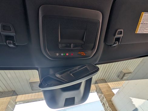 Used 2024 Chevrolet Equinox EV LT w/ LPO, Blackout Package image 28