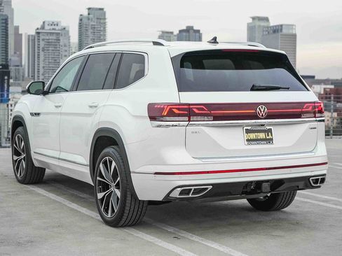 New 2025 Volkswagen Atlas SEL Premium R-Line AWD/4WD image 8