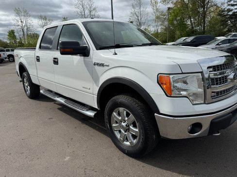 Used 2014 Ford F150 XLT w/ Equipment Group 302A Luxury AWD/4WD image 12