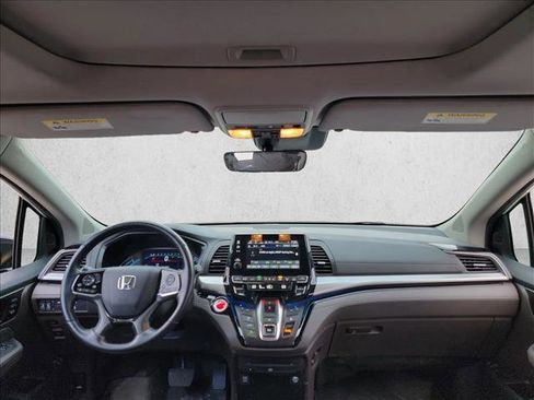 Used 2019 Honda Odyssey Elite image 17