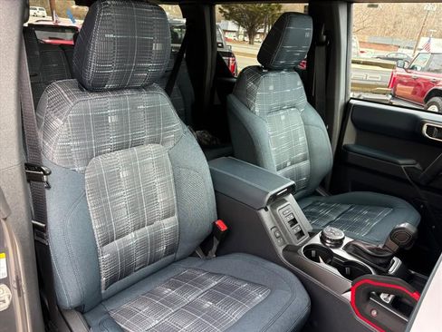 New 2025 Ford Bronco Heritage Edition image 17