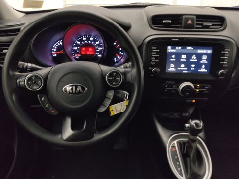 Used 2019 Kia Soul w/ Convenience Package FWD image 22