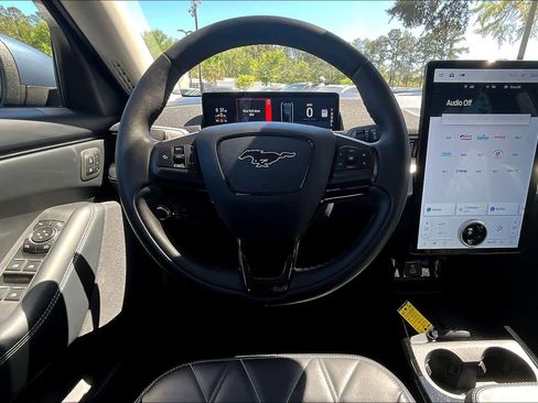Used 2021 Ford Mustang Mach-E Select w/ Comfort/Technology Package image 5