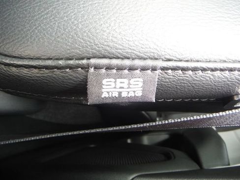 New 2026 Jeep Compass Limited AWD/4WD image 17