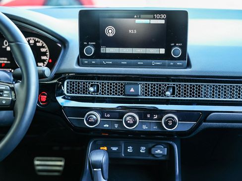 Certified 2025 Honda Civic Sport image 18