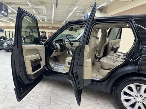 Used 2014 Land Rover Range Rover HSE image 14