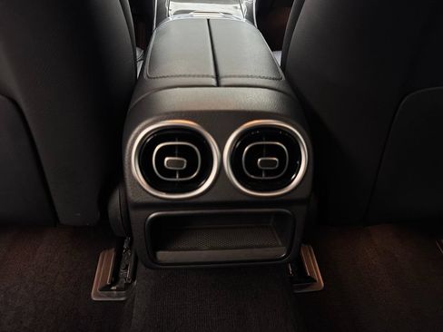 Used 2022 Mercedes-Benz C 300 4MATIC Sedan image 66