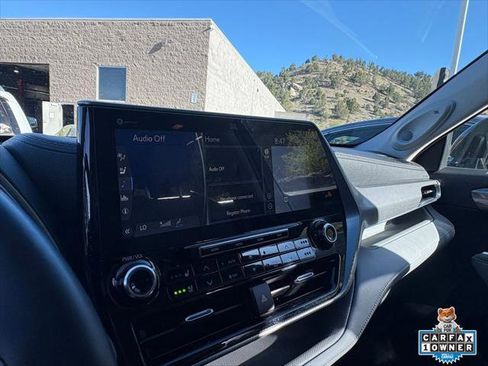 Certified 2021 Toyota Highlander Platinum AWD/4WD image 19