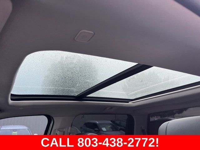 Used 2024 Toyota Tundra Limited AWD/4WD image 10